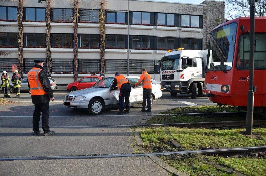 VU Koeln PKW Bahn Amsterdamerstr Friedrich Karlstr P103.JPG